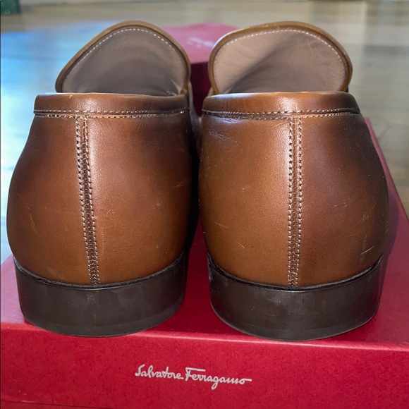 Men\'s Brown Leather Loafers